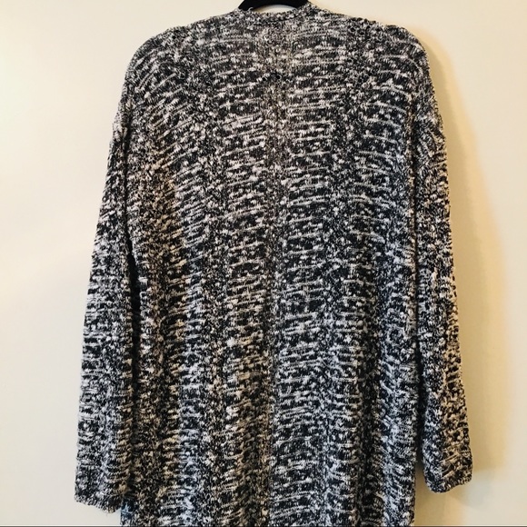 SOLD Forever 21 cozy duster - Picture 5 of 6